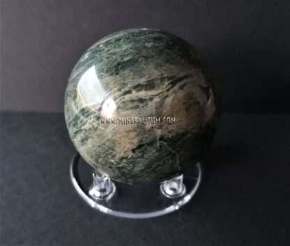 Jasper-green-sphere-m000125-g